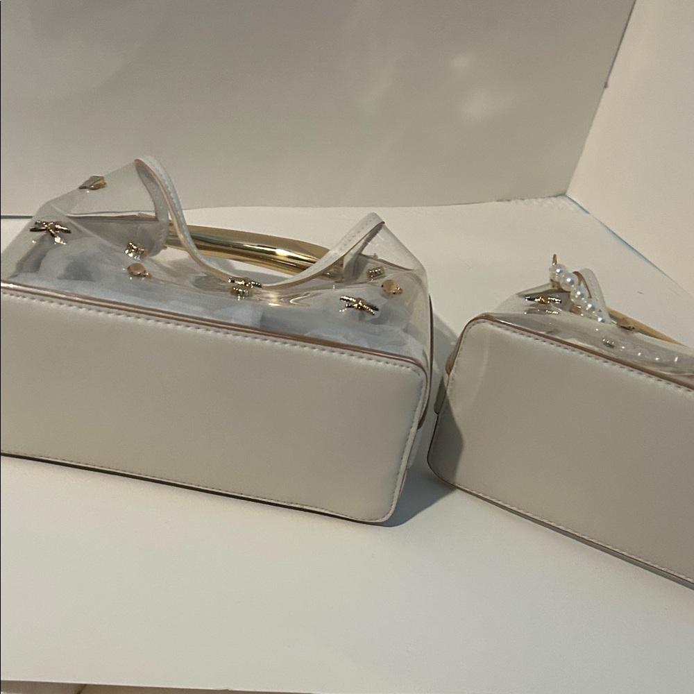 A New Day Clear beach Bag with Gold Trim with pearl bag charm - Picture 2 of 6